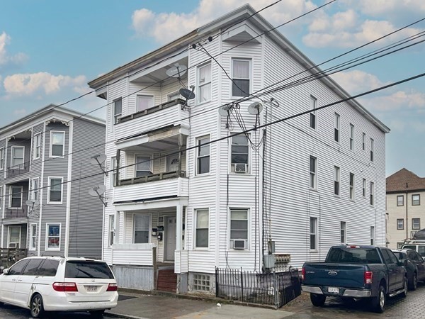 52 Ashley St