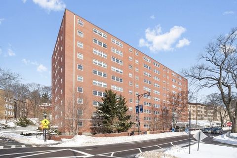 Photo of 1600 Beacon St #207, Brookline, MA 02446 (MLS # 73474228)
