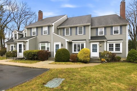 7 Washington Green 7 Walpole MA 02032