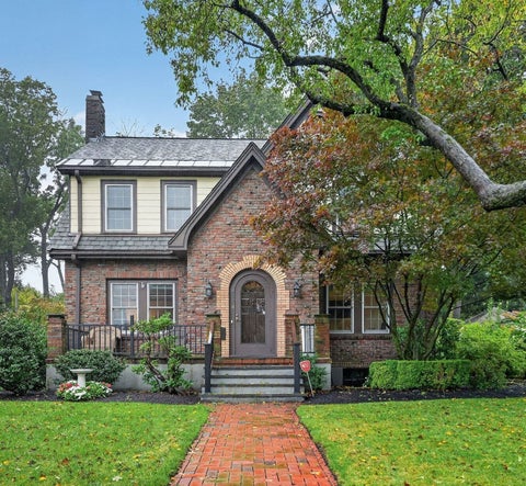 Photo of 14 Houston St, Boston, MA 02132 (MLS # 73584668)