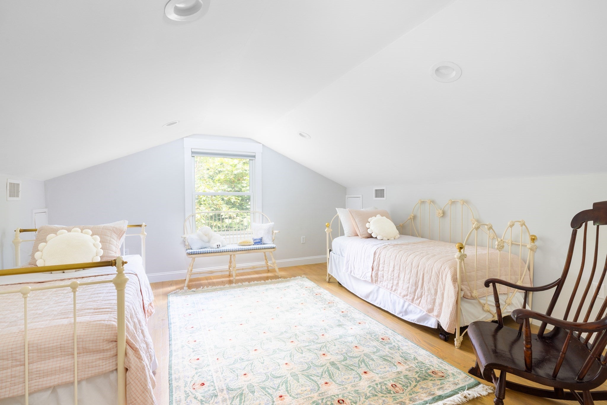 321 Lake Ave #321, Newton, MA, 321 Lake Ave #321, Newton, MA Photo #15