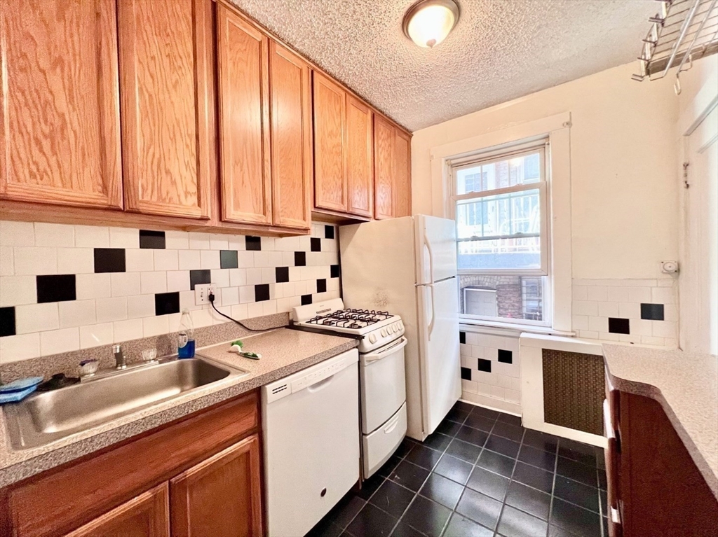 26 Chiswick Rd 6