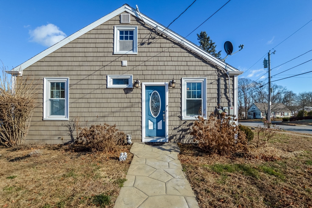 325 Park Ave, New Bedford, MA Photo #12