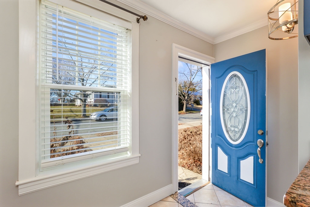 325 Park Ave, New Bedford, MA Photo #2