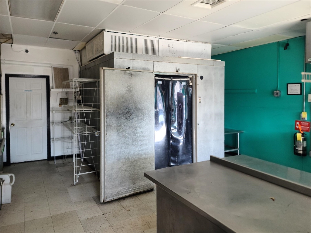 40 Industry Rd 5 & 18