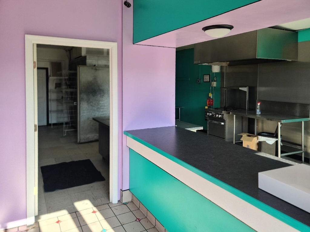 40 Industry Rd 5 & 18