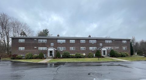 Photo of 147 Milk St #18, Westborough, MA 01581 (MLS # 73500218)