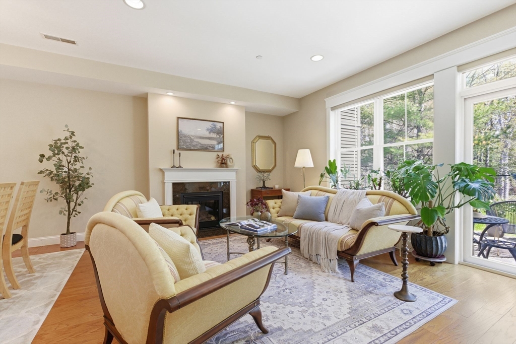 2302 Juniper Circle #2302, North Andover, MA Photo #11