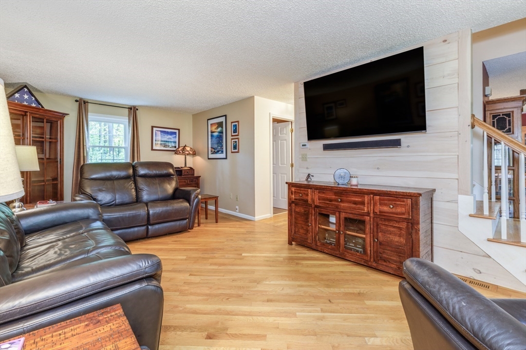 50 Kienia Rd