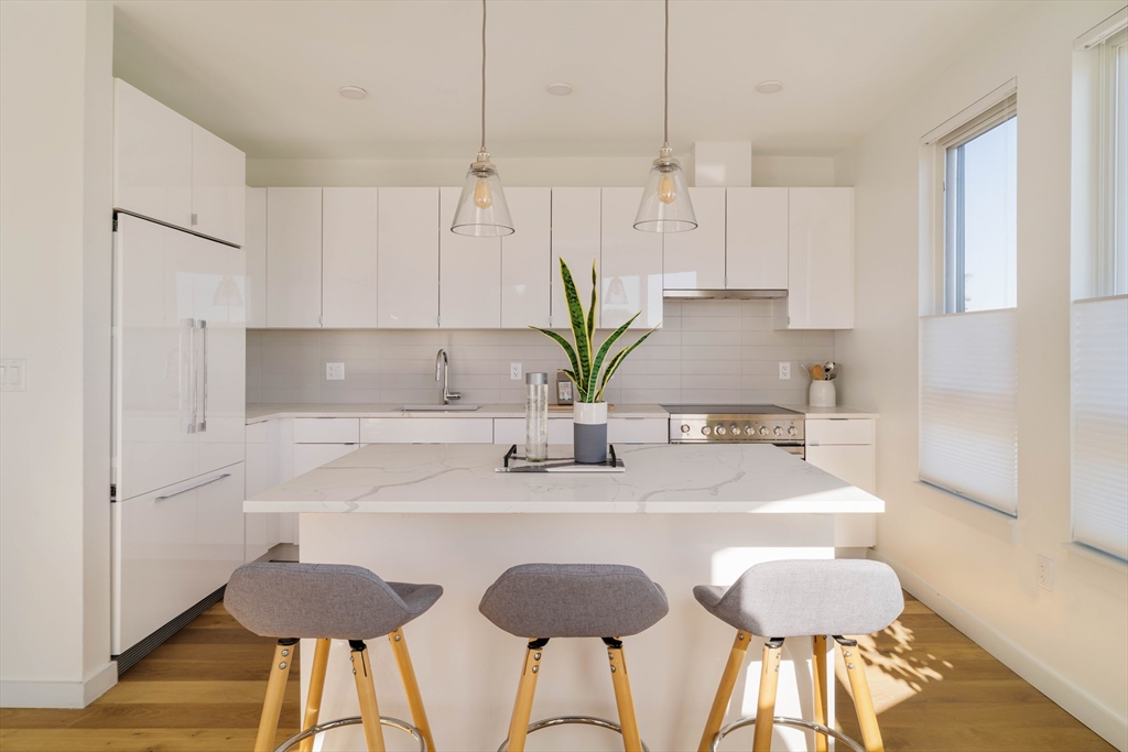 97-99 Elmwood Street 310