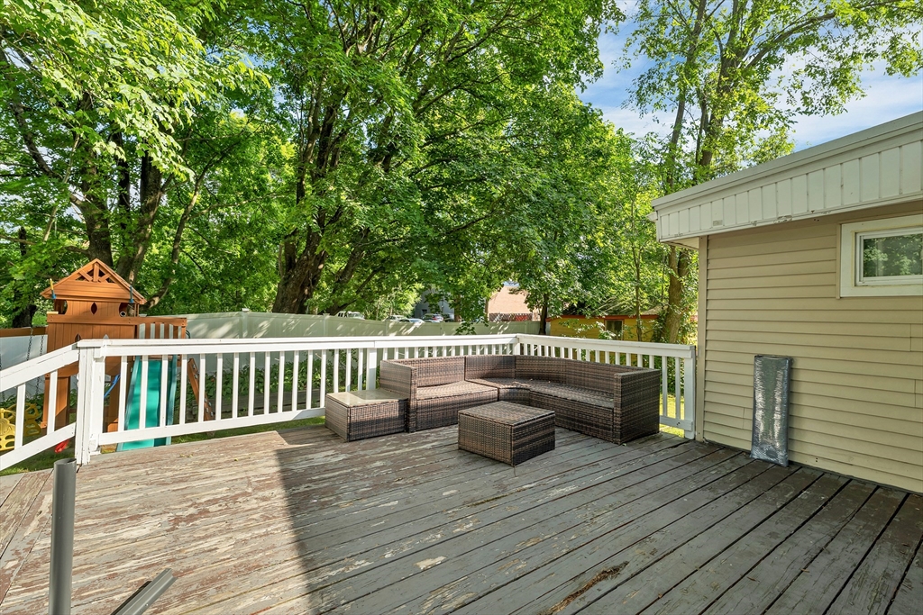 7 9 East River Place, Methuen, MA Photo #21