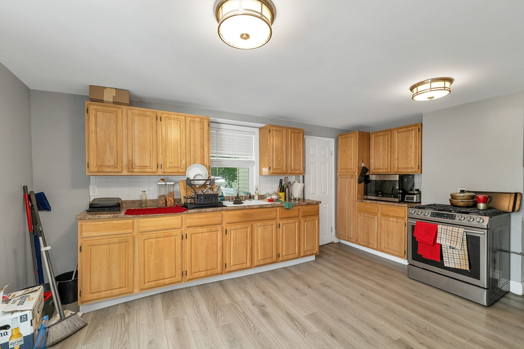 7 9 East River Place, Methuen, MA Photo #25