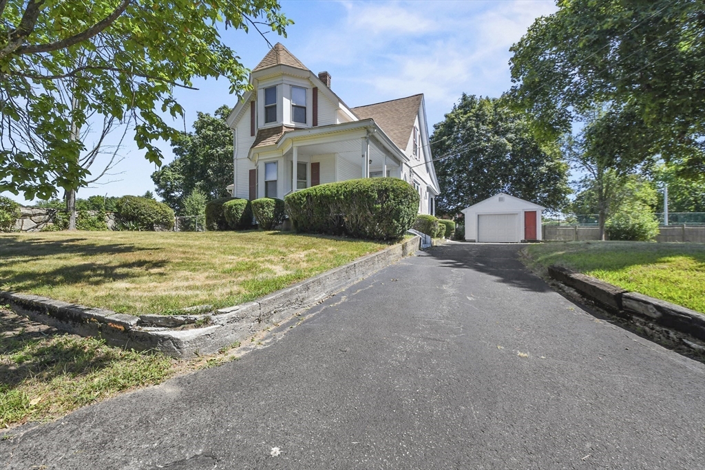 51 Colantha Ave