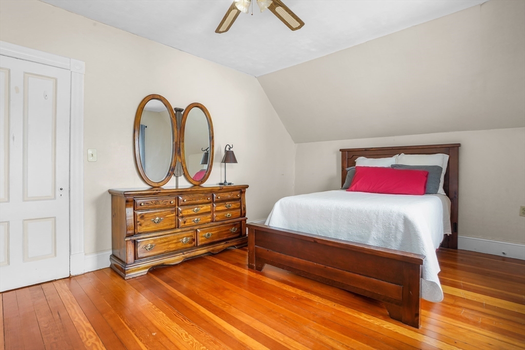 122 S Walker St, Lowell, MA Photo #30