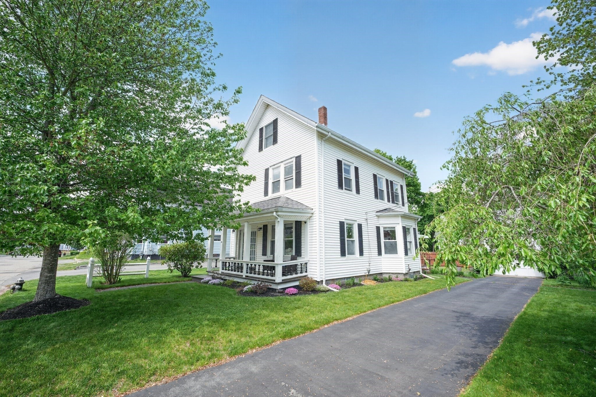 32 Grant Avenue