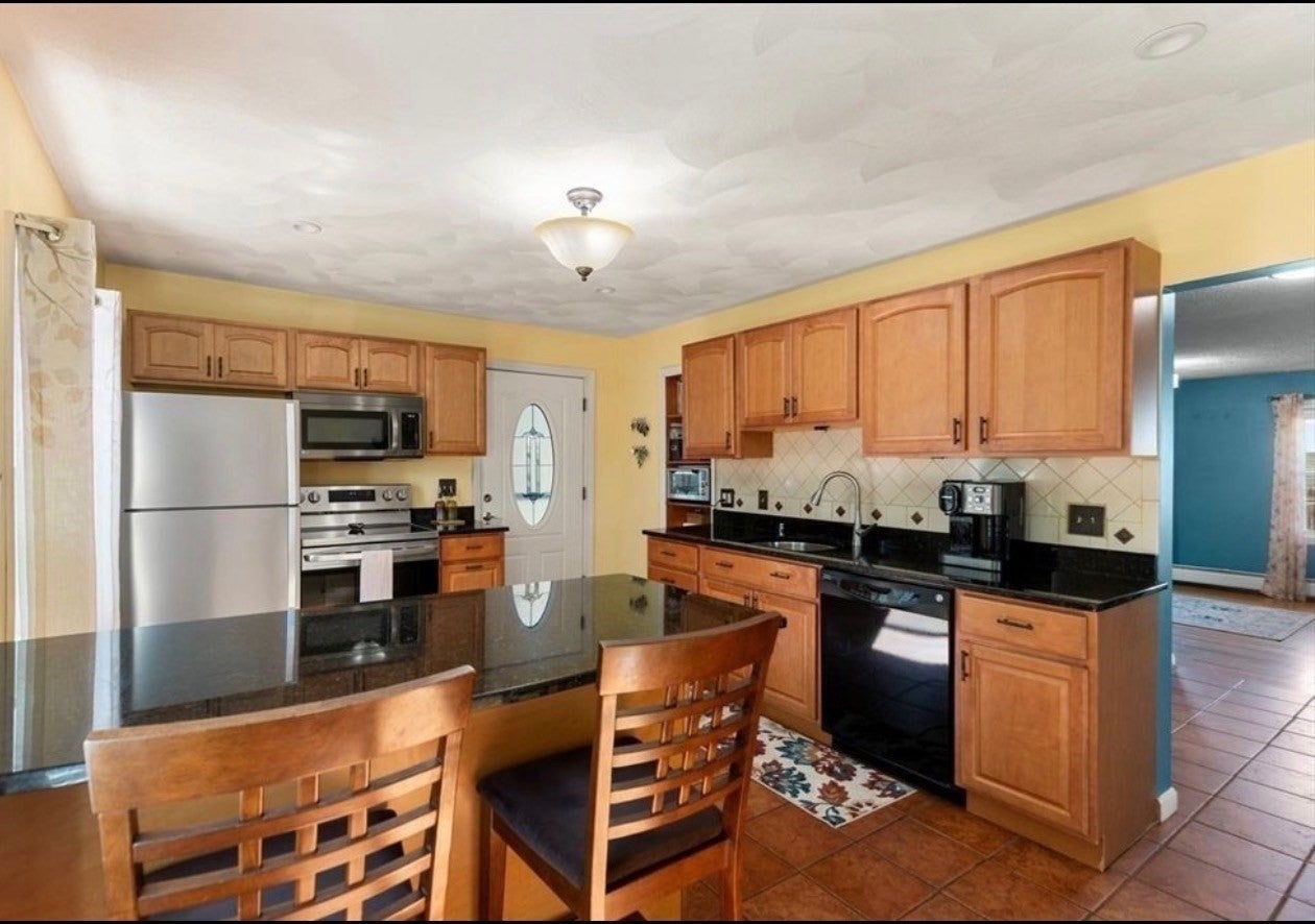 200 Lynnfield St #1, Peabody, MA Photo #3