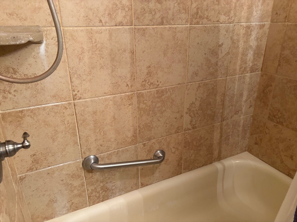 220 Nassau Drive #220, Springfield, MA, 220 Nassau Drive #220, Springfield, MA Photo #18