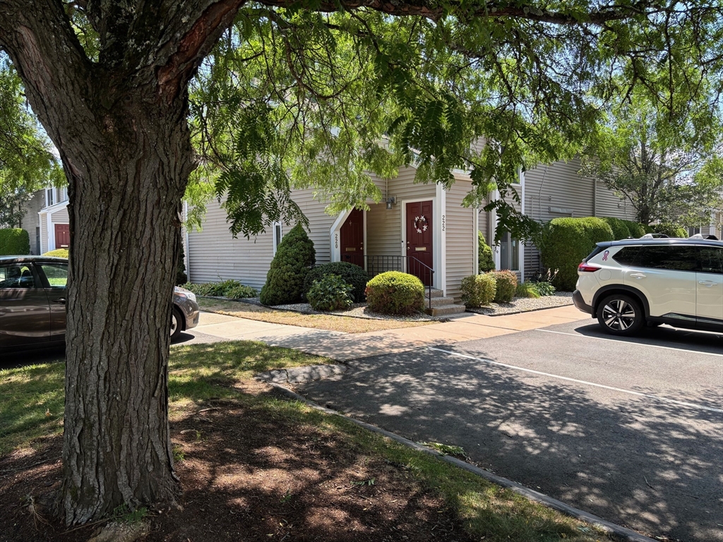 220 Nassau Drive #220, Springfield, MA, 220 Nassau Drive #220, Springfield, MA Photo #1