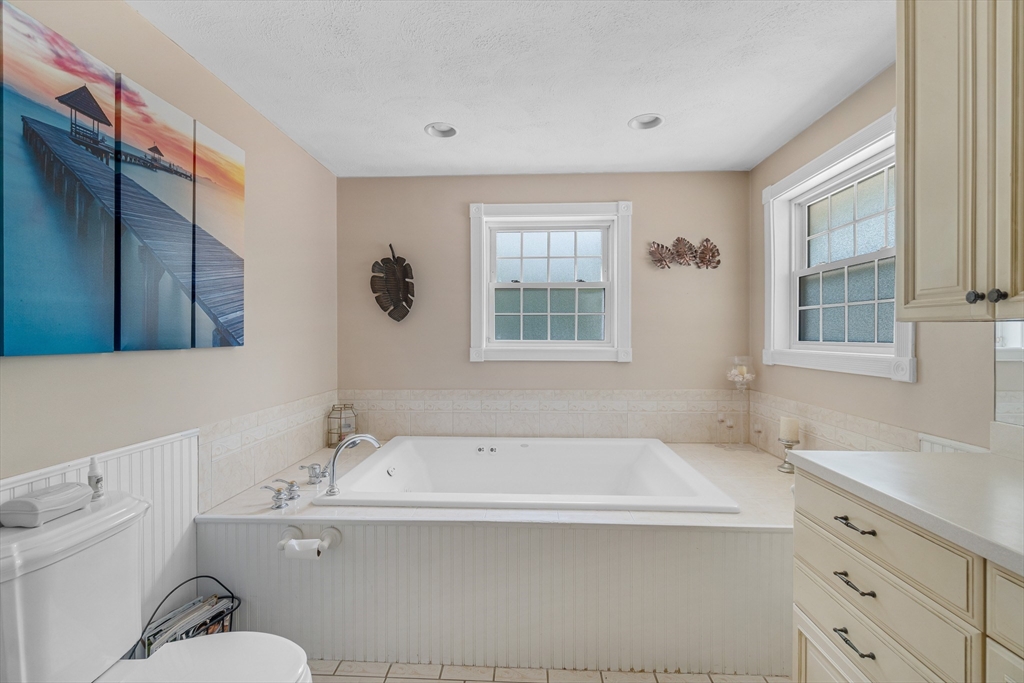 33 Russet Rd