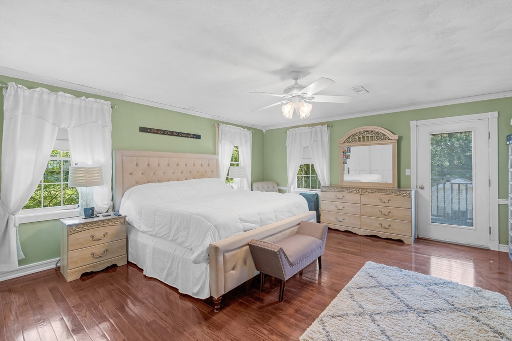 33 Russet Rd
