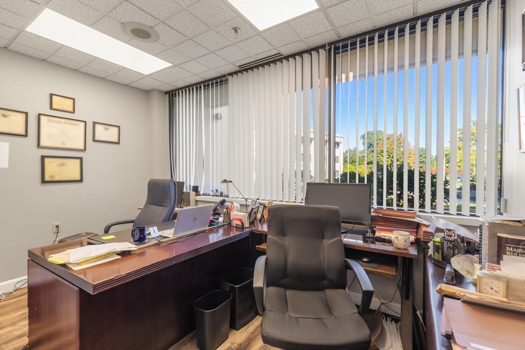 210 Broadway 101