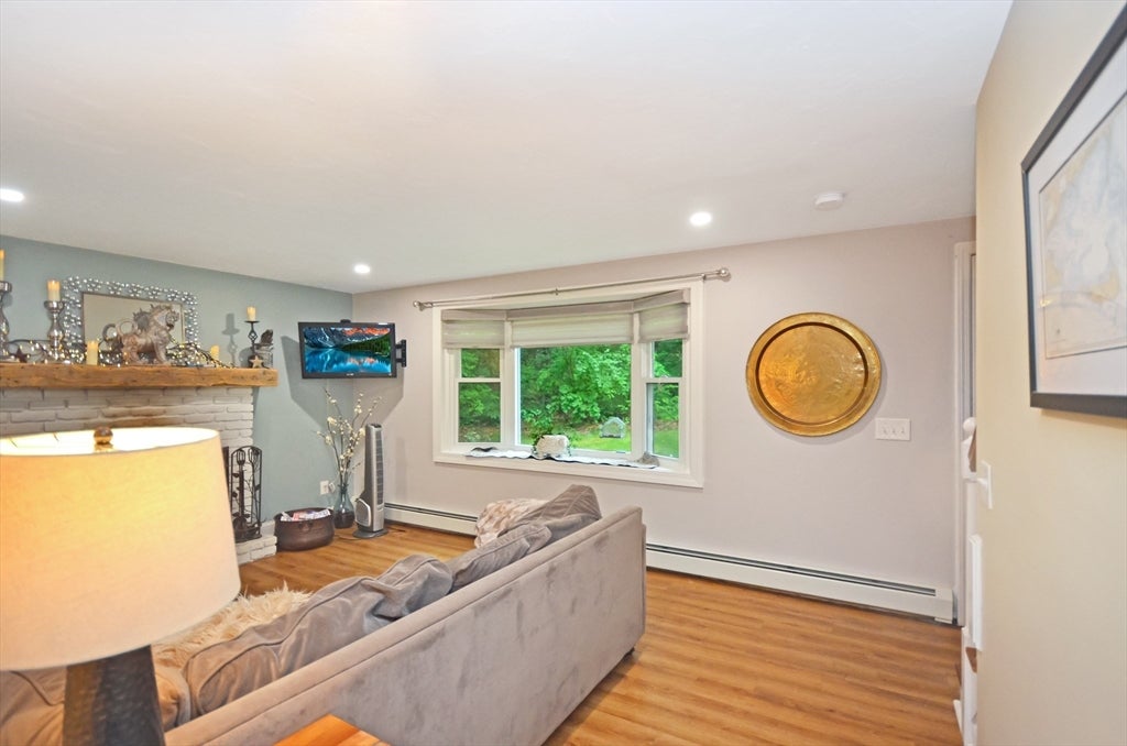 57 Quaker St, Northbridge, MA, 57 Quaker St, Northbridge, MA Photo #6
