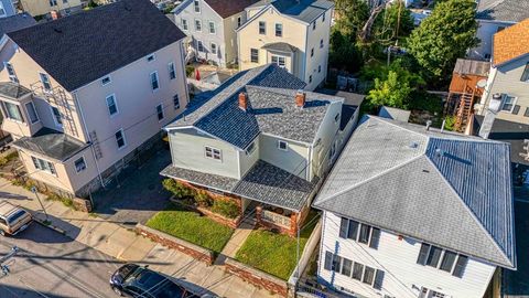 196 Snell St Fall River MA 02721