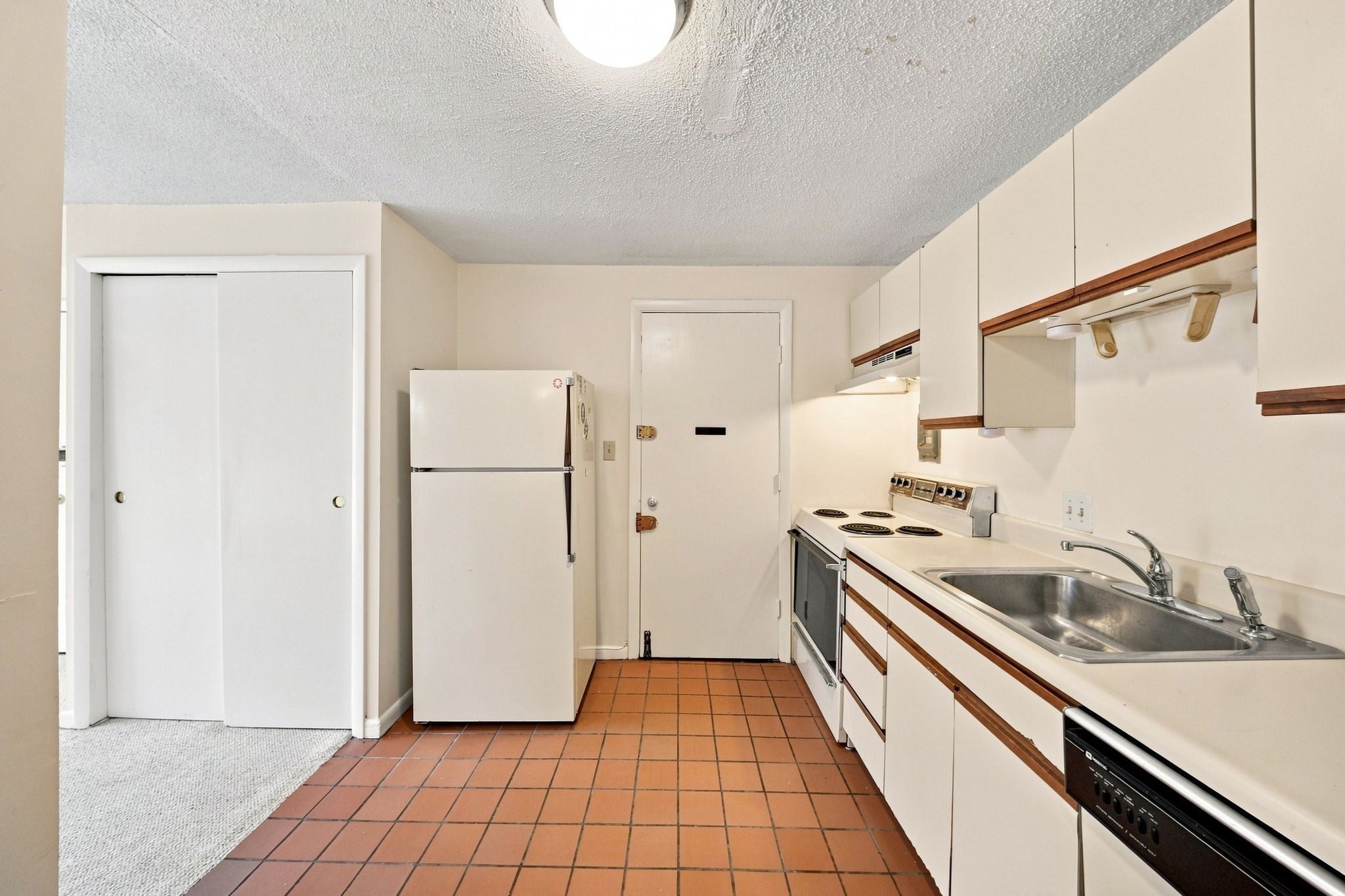 36 Bellvista Rd #48, Boston, MA, 36 Bellvista Rd #48, Boston, MA Photo #7