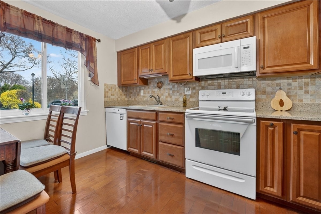 18 Beals Cove Road F