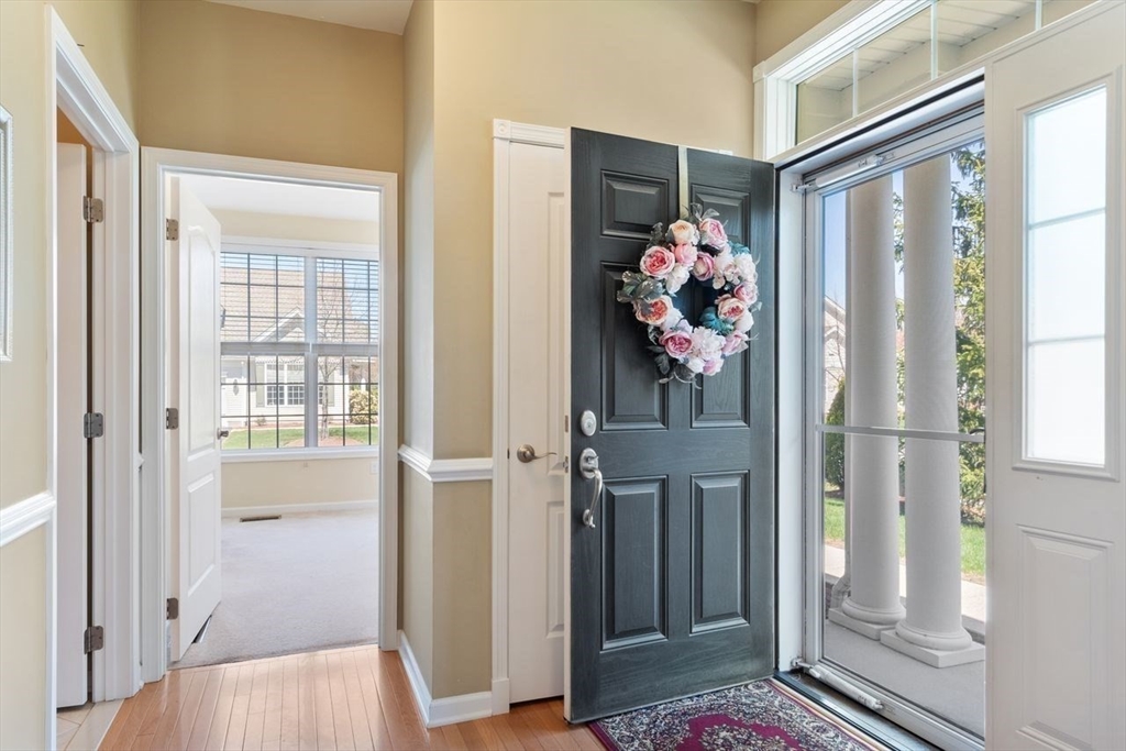 2 Hopkins Cir 2