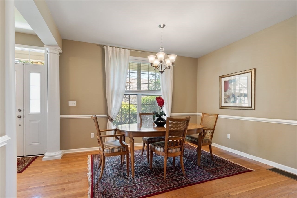 2 Hopkins Cir 2
