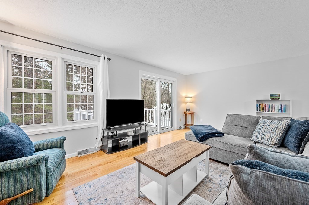 89 Laurelwood Drive 89