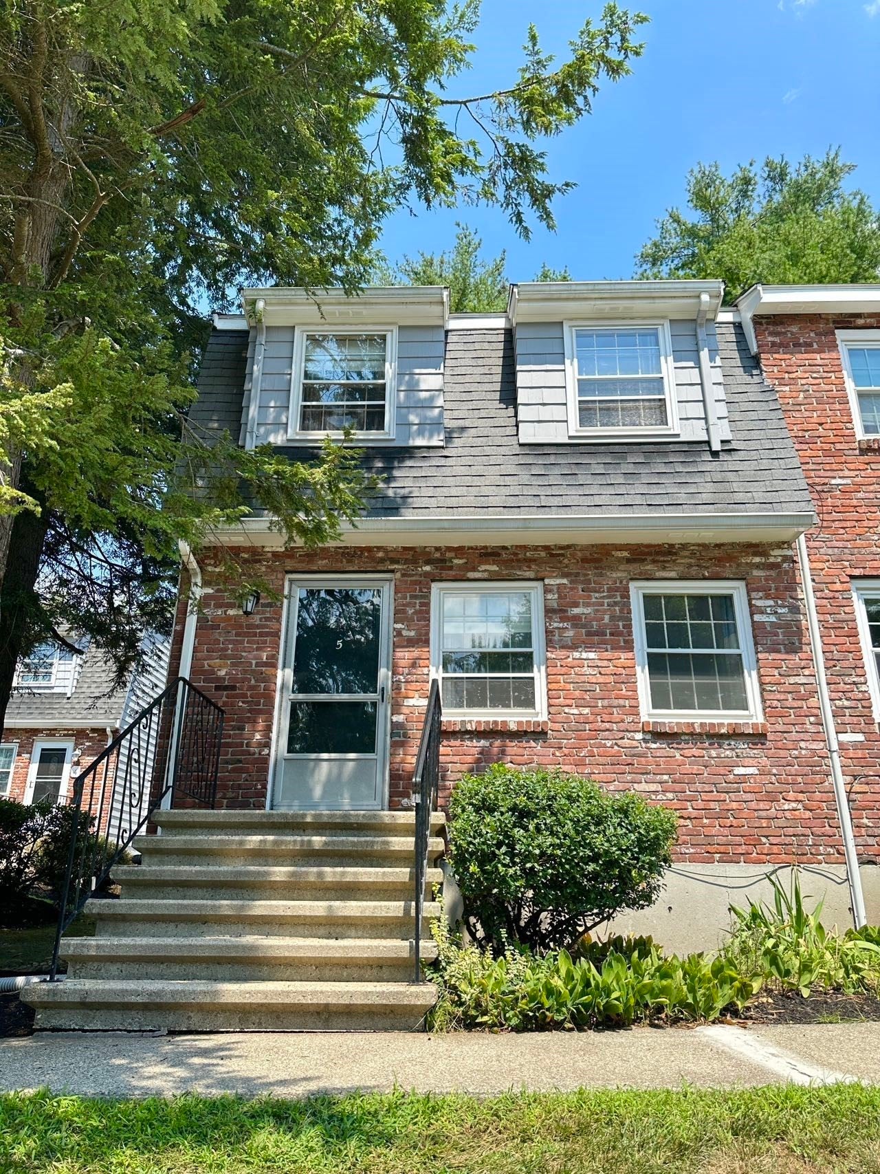 Click for 30 Harris St #5, Acton, MA slideshow Click for 30 Harris St #5, Acton, MA slideshow