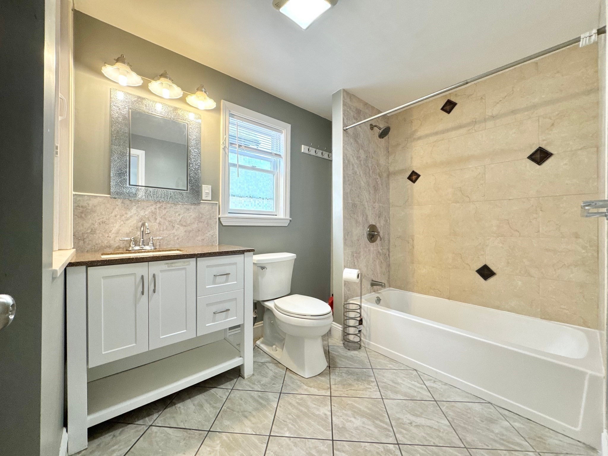 19 Shawmut St #19, Malden, MA, 19 Shawmut St #19, Malden, MA Photo #5