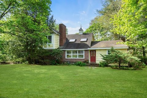 35 Bemis Street Weston MA 02493