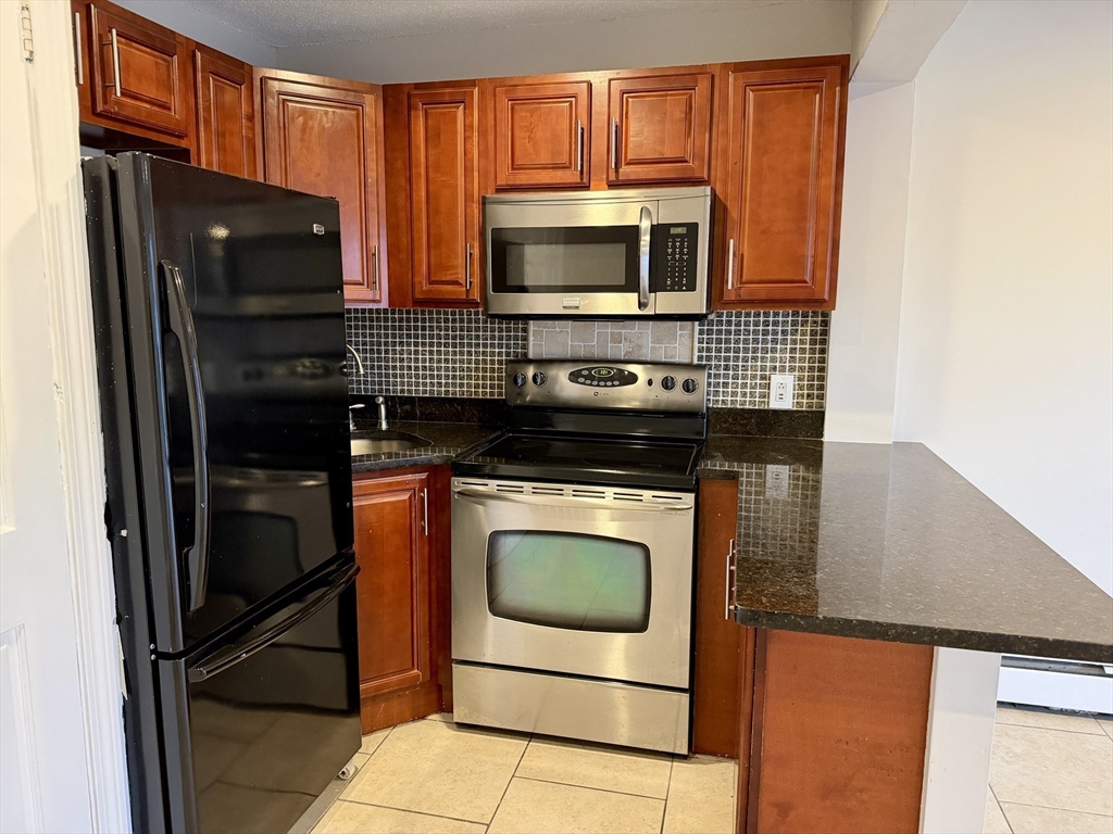175 Ward St 12