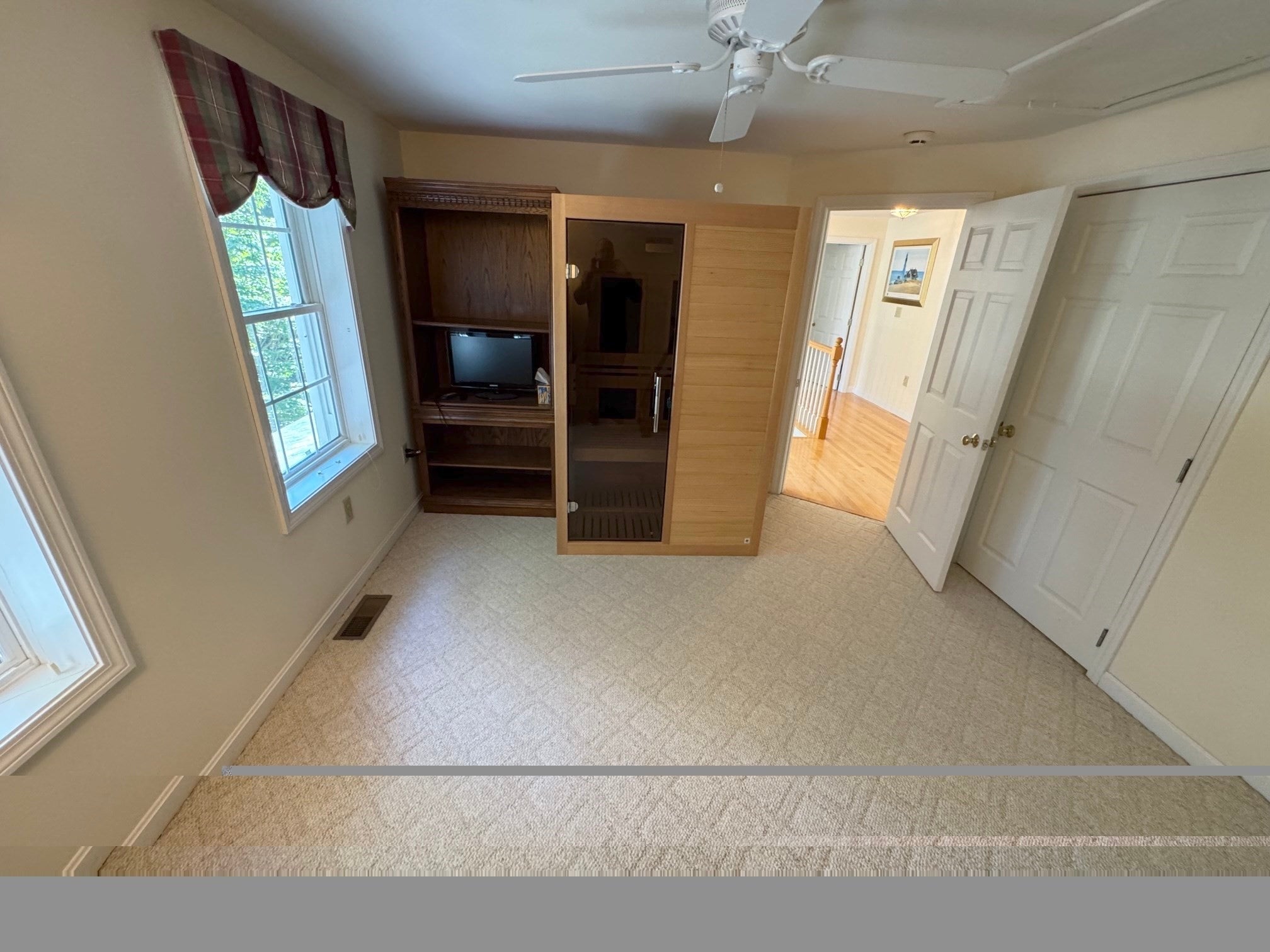 20 Emerald St, Tyngsborough, MA Photo #24