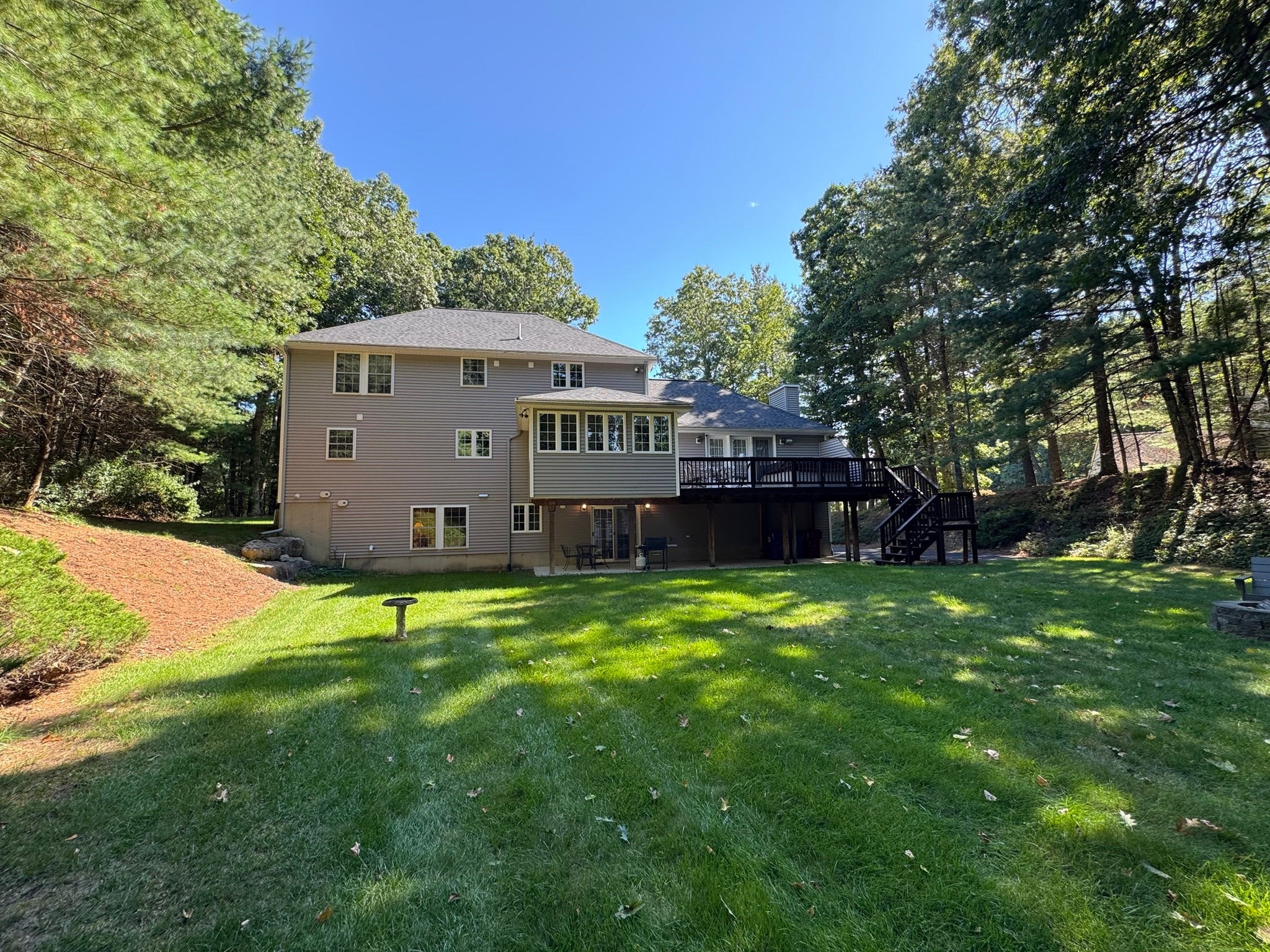 20 Emerald St, Tyngsborough, MA Photo #3