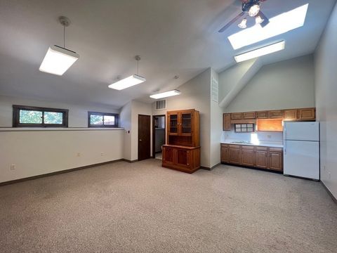 Photo of 32 Elm St #3, Westfield, MA 01085 (MLS # 73489739)