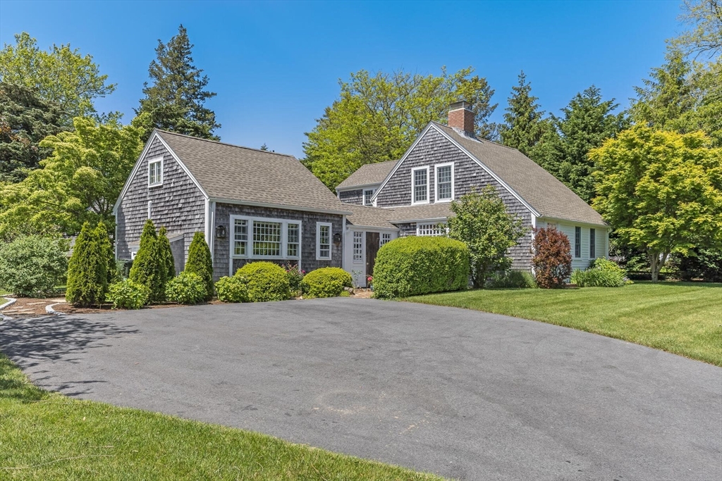 142 Monument Rd