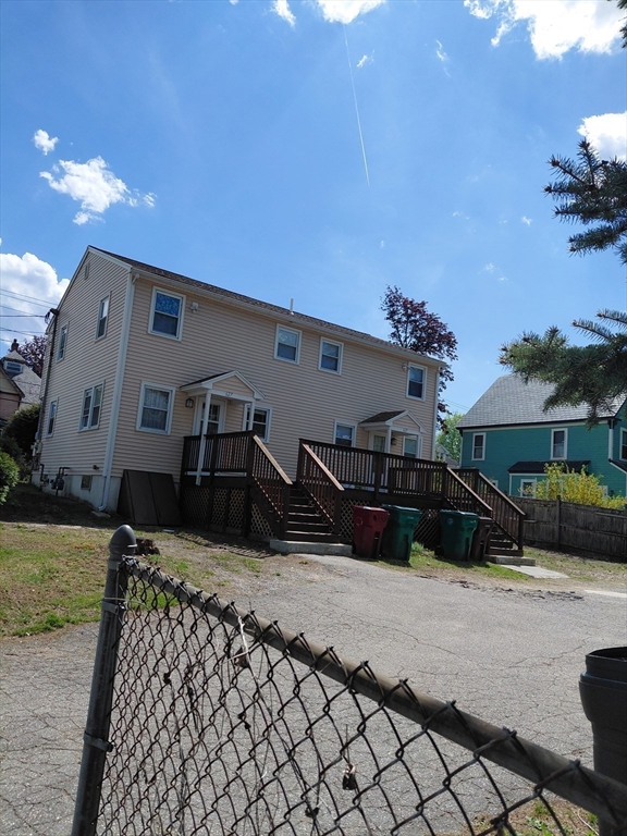 627-629 Westford St, Lowell, MA Photo #12