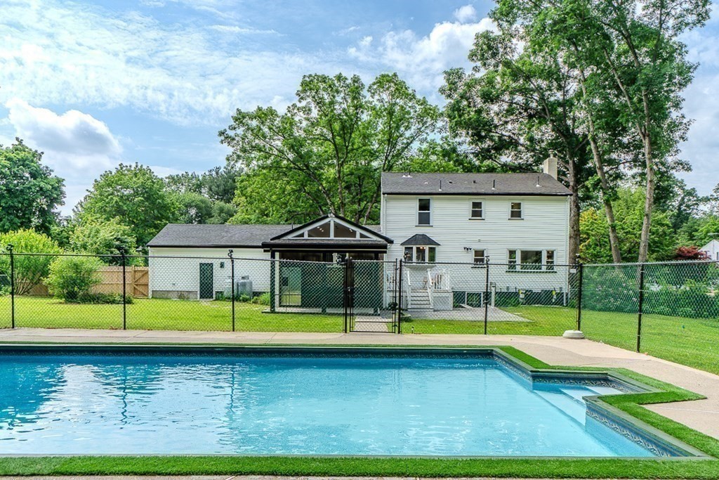 5 Franklin Avenue