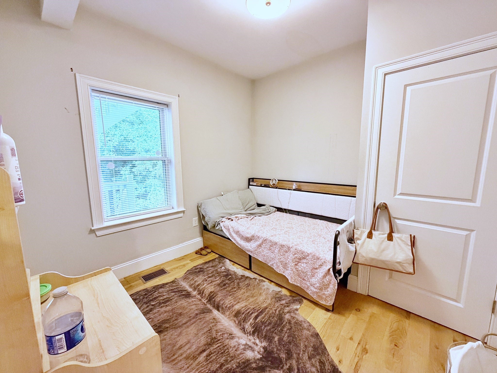 220 Bremen St #1, Boston, MA Photo #9