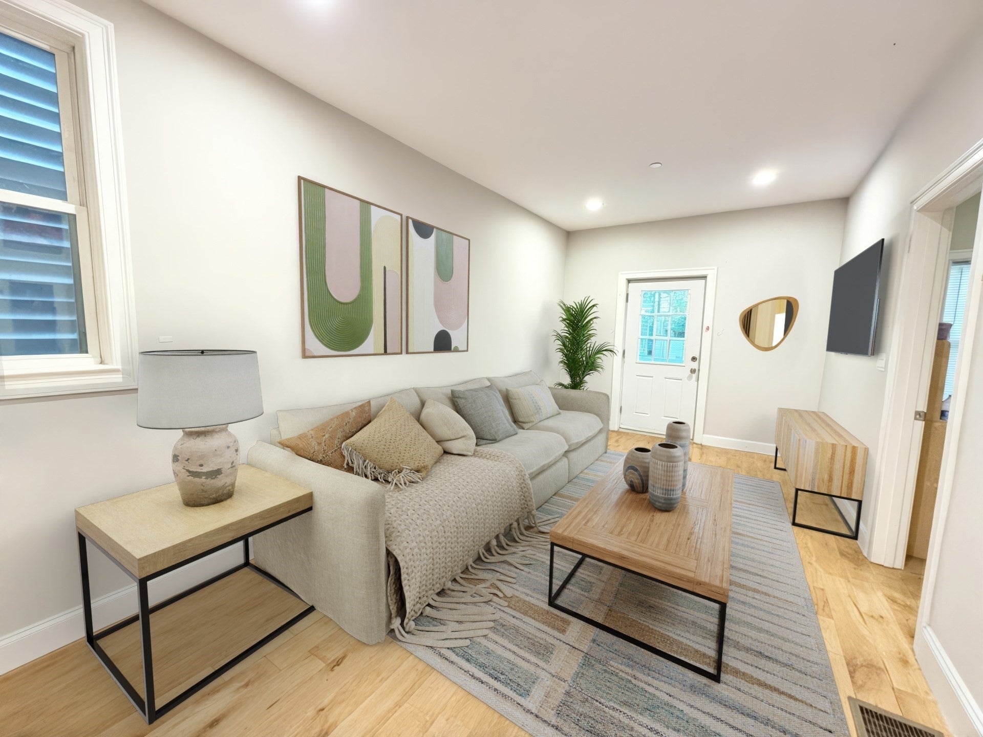 220 Bremen St #1, Boston, MA Photo #1