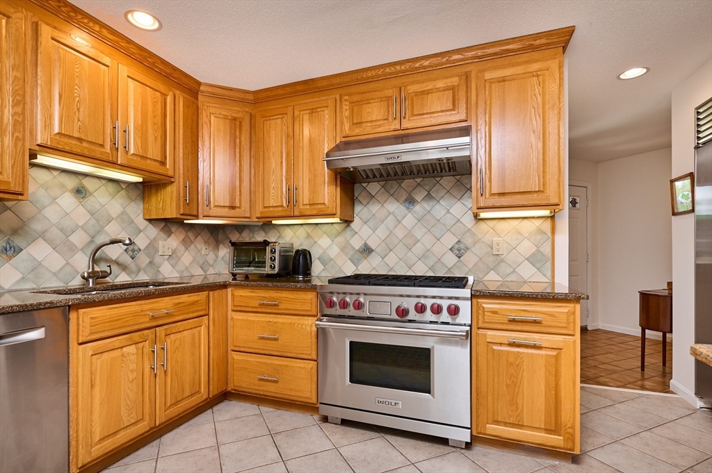3 Baldwin Ln 3
