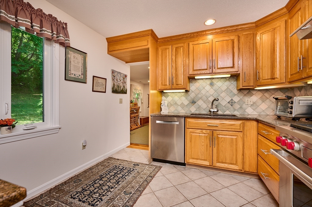 3 Baldwin Ln 3