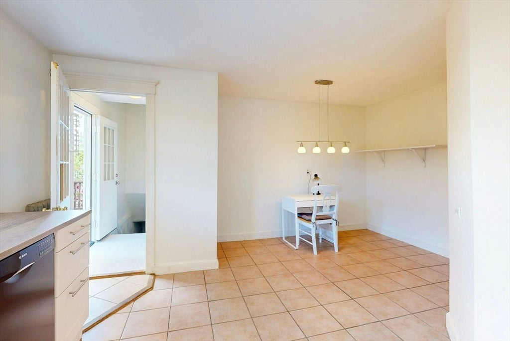 8 Douglas Ave #2, Somerville, MA, 8 Douglas Ave #2, Somerville, MA Photo #12