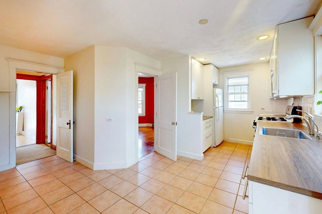 8 Douglas Ave #2, Somerville, MA, 8 Douglas Ave #2, Somerville, MA Photo #11