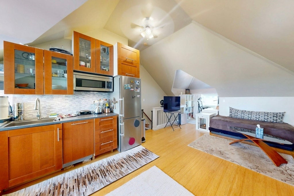 8 Douglas Ave #2, Somerville, MA, 8 Douglas Ave #2, Somerville, MA Photo #3