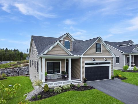 24 Del Ray Dr 25 Windham NH 03087